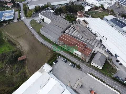 Armazéns e Actividade Industrial - Selho S. Jorge - Guimarães