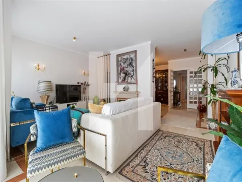 T3 em condominio com Piscina, Ginasio e Jardim