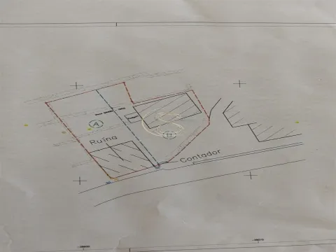 Terreno com Ruína, em Corte Pereiro, Monchique, Algarve
