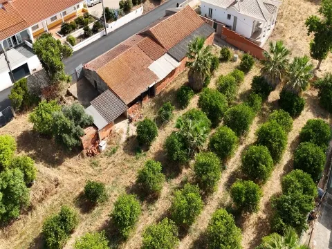 Terreno com viabilidade de construção para 5 moradias, Silves