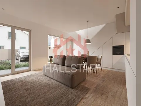 New 2-Bedroom House / Patio / Gândara dos Olivais