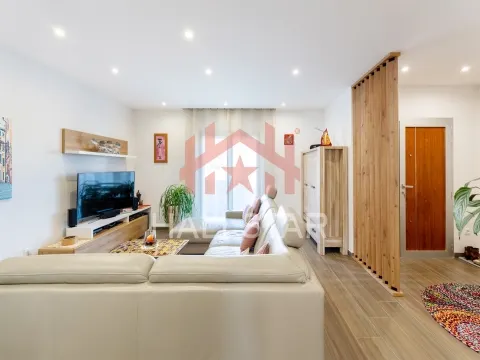 Viviendas Adosadas en barrio 4 habitaciones