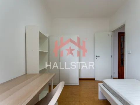 Arrendamento / Quarto / Totalmente Equipado e Mobilado / Leiria