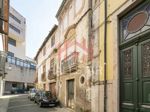 Prédio / Projeto Aprovado / Centro Histórico de Leiria