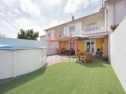 Rijtjes huis 4 kamerwoning