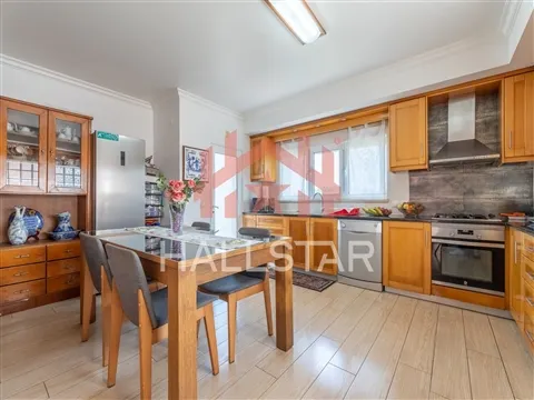 Maison isolée 4 Chambre(s)