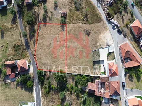 Building Plot / Area: 1,302 m2 / Colmeias