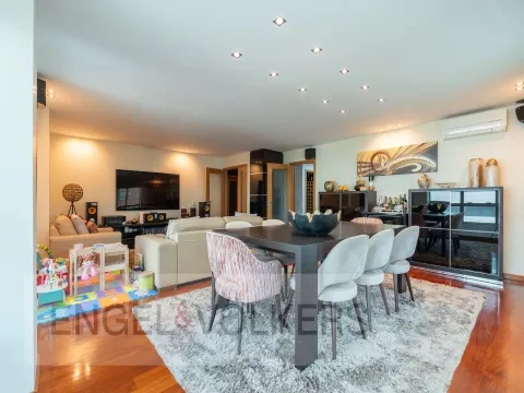 Apartamento T4