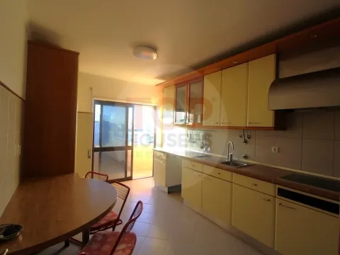 Appartement 5 Chambre(s)