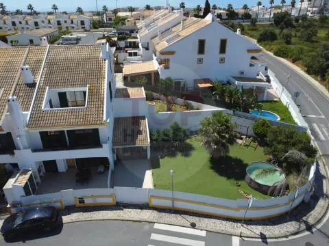 Moradia V3 em Albufeira