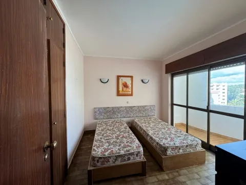 Apartamento T2 em Vilamoura com piscina - ARRENDAMENTO ANUAL