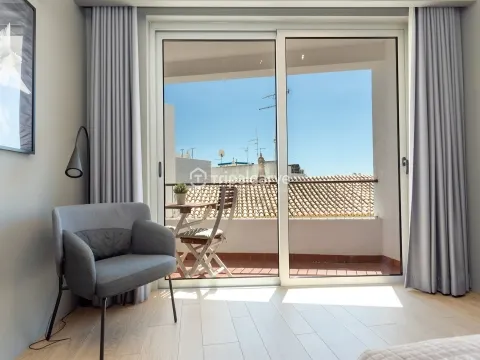 Renovated Studio for Sale in Albufeira Old Town – 3 Min to Peneco Beach &#124; AL Licensed