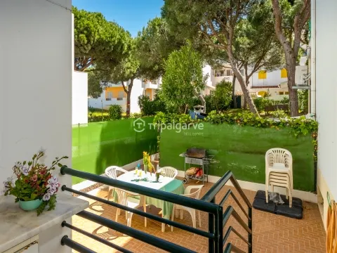 Apartment for rent with 3 bedrooms in Olhos de Água/Praia da Falesia.