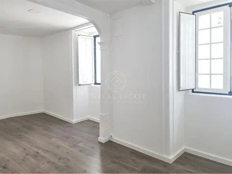 Apartamento T2 para Arrendar em Torres Novas.