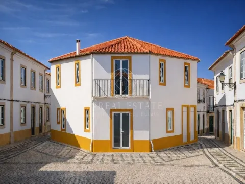 Apartamento T1 em Remodelação Total no Centro Histórico de Torres Novas