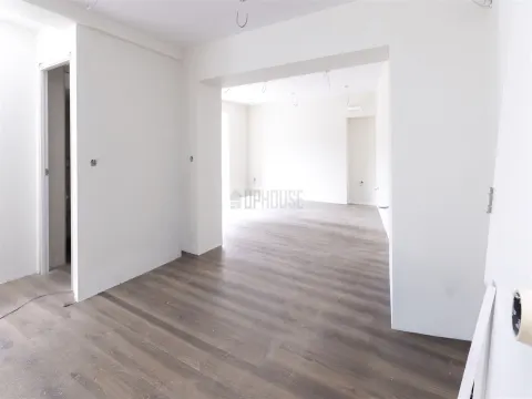 Moradia T3 Isolada Totalmente Remodelada - Couto de Cima