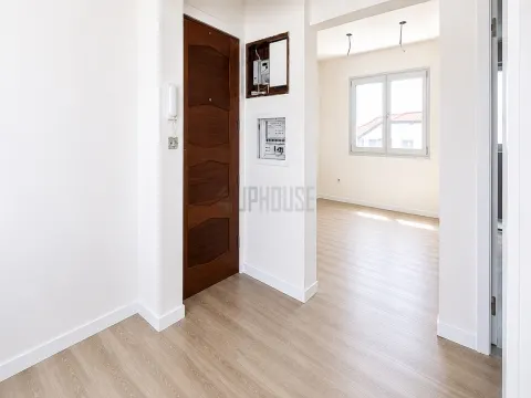 Apartamento T3 com Garagem - Abraveses