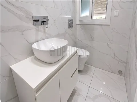 Wohnbezirk 3+ 2/2 Schlafzimmer