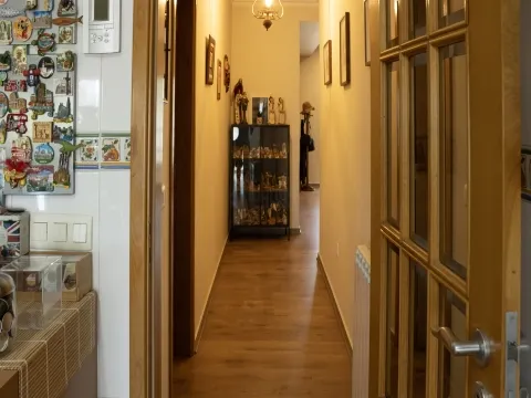 Moradia T4 Geminada em Mundão, Viseu