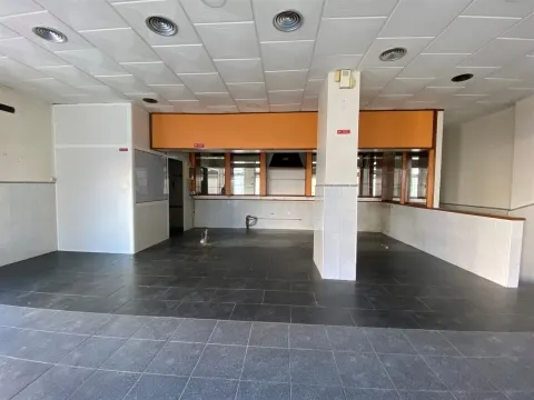 LOJA / Arrecadação / Quinta da Alçada / LEIRIA