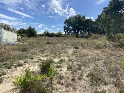 Terreno para construção / 1000m2 /Lagoa / Ortigosa / Leiria