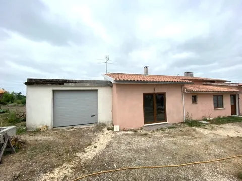 Moradia T3 / terreno / Poço / Monte Real e Carvide / Leiria