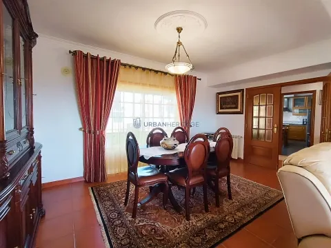 Avskilt hus 4 Sovrum +1