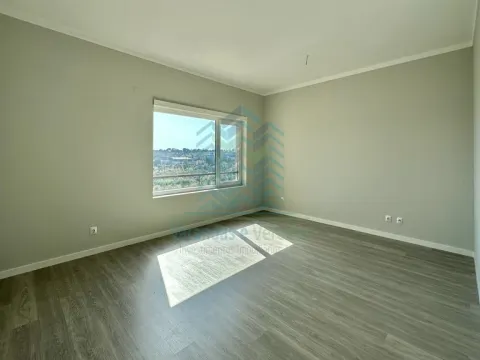 Apartamento T3 novo em Torres Novas com garagem