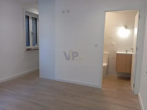 T2 Totalmente remodelado - S. Mamede Infesta (H.S.João)