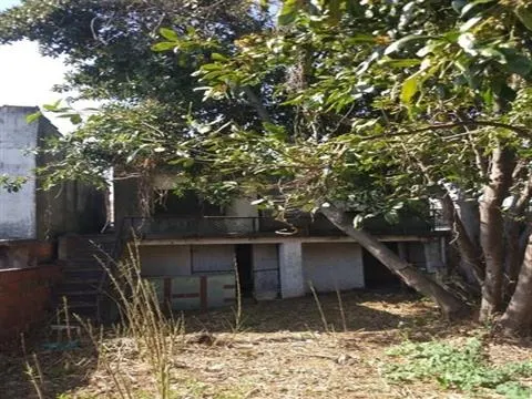 Moradia c/ 2 frentes (Possibilidade de piscina ou Estufa) - Arrábida