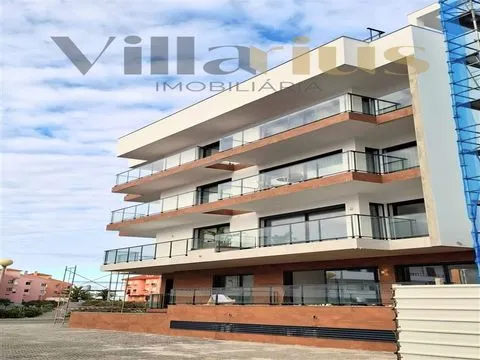 Apartamento T2 na Praia da Consolação