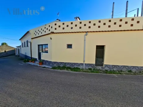 Casa T3+1 a 1 km del centro histórico de Tomar