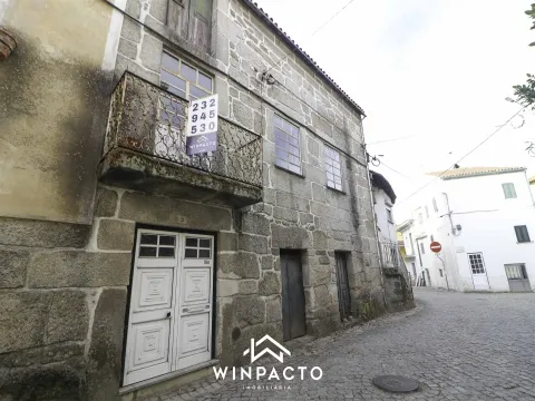 Detached house to restore T2