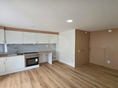 MORADIA T1 TOTALMENTE REMODELADA NO CENTRO DE ODEMIRA