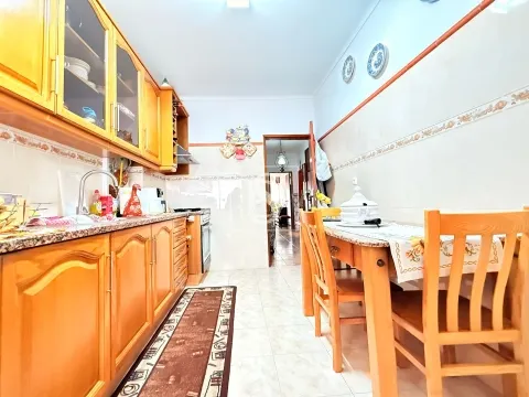 T3 na Moita — Conforto, Espaço e Localização Premium