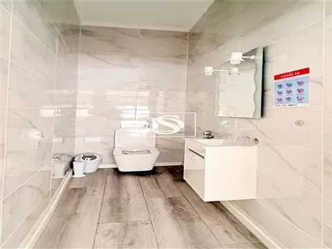 Loja de Estética totalmente equipada, um espaço moderno da cabeça aos pés