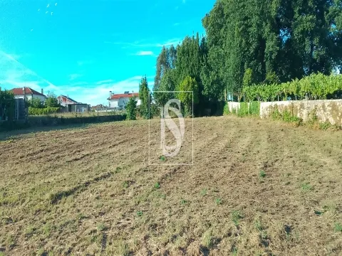 Terreno em Meixomil