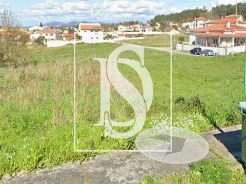 Lote de Terreno para Construção em Valença – Mais de 600 m²