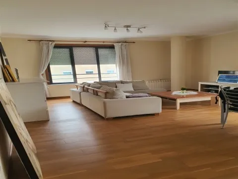 Apartamento T4