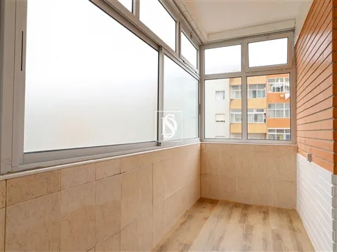 Apartamento T4+1