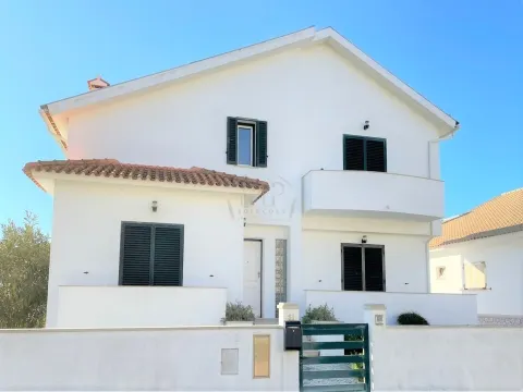 Maison isolée 4 Chambre(s)