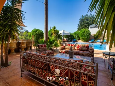 Charmosa Villa privada em lote de 2.630 m2 