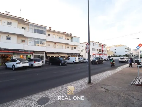 Apartamento nas Areias de São João a poucos minutos da Praia