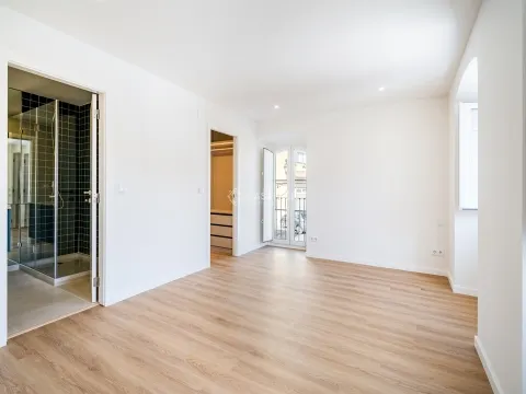 Dúplex T4 no centro de Alcochete!