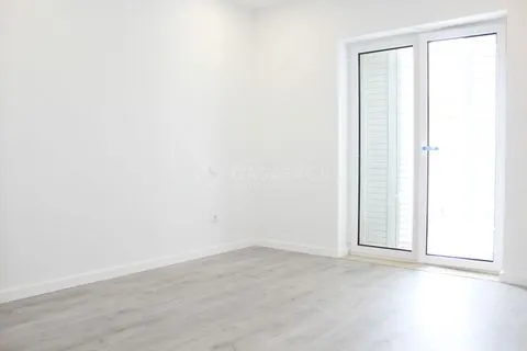 Moradia em Banda T3+1