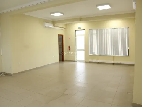 Loja com 61 m2 em Alcochete - Arrendamento