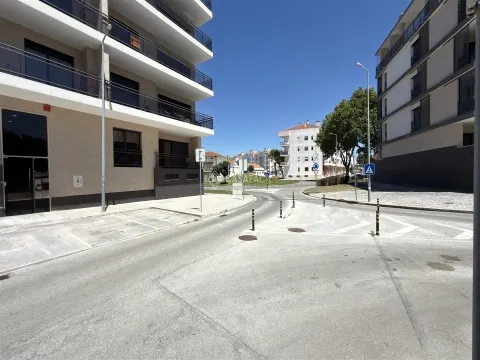 Duplex T2 em Alcochete Vista Rio - Arrendamento