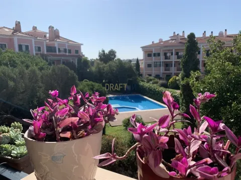 Piso de 5 habitaciones en Quinta Da Beloura.