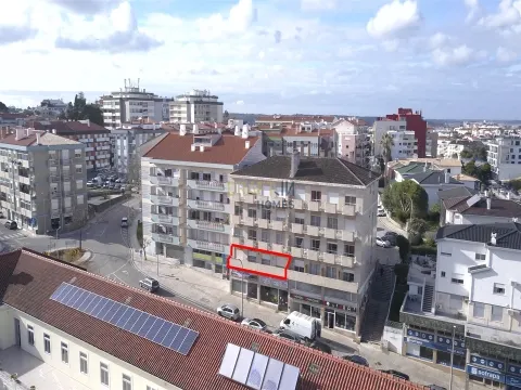 Apartamento T4 no coração de Leiria – Conforto, Espaço e Conveniência