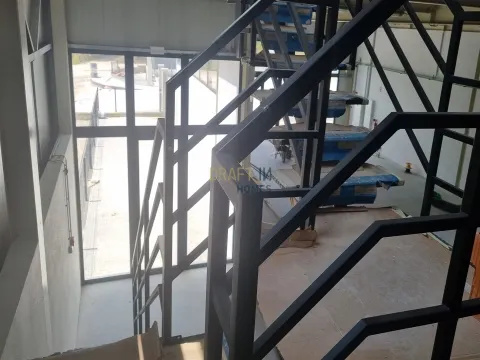 Nuevos almacenes y oficinas en Maceira – Leiria